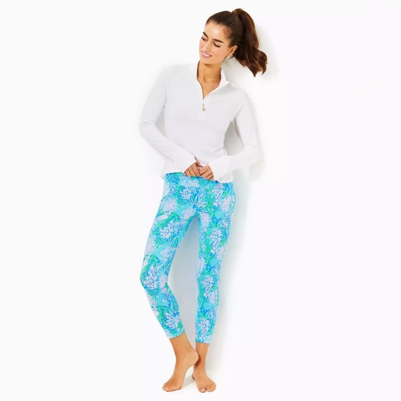 Lilly Pulitzer UPF 50+ Luxletic 24" Weekender High Rise Midi Legging Current Sea - Picture 4 of 6
